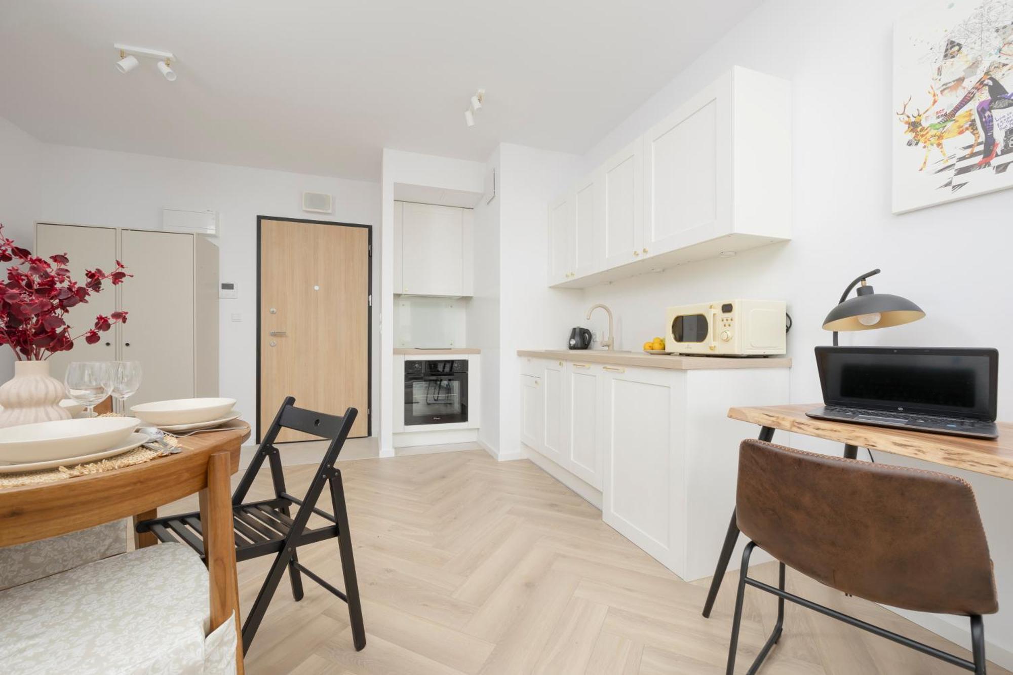Modern Apartment With Balcony Near Aleje Jerozolimskie By Noclegi Renters Varşova Dış mekan fotoğraf